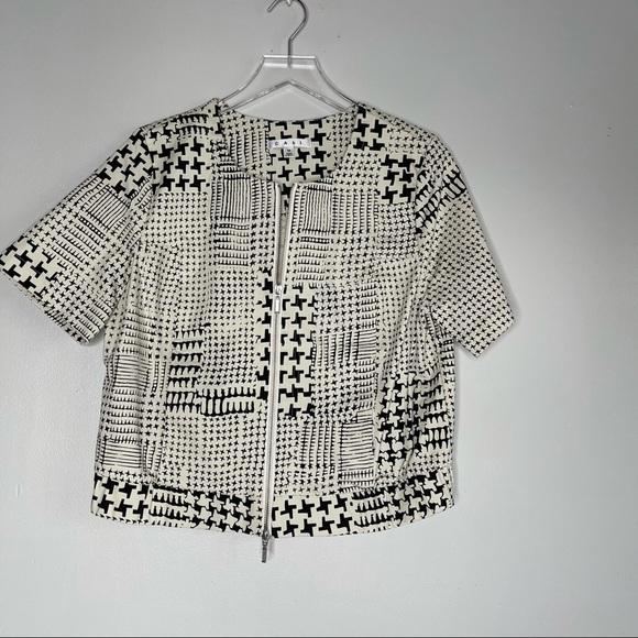 Cabi short sleeve jacket - Picture 4 of 11